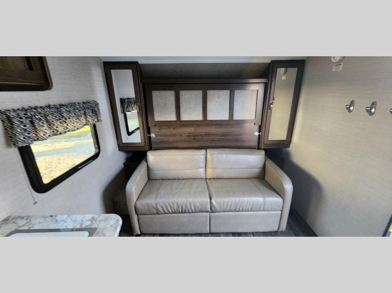 USED 2018 KEYSTONE RV BULLET CROSSFIRE 2200BH